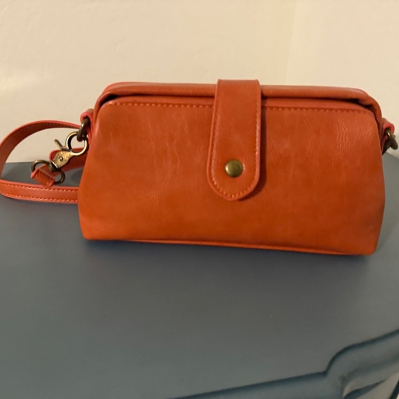 NWOT burnt orange purse - Picture 4 of 4
